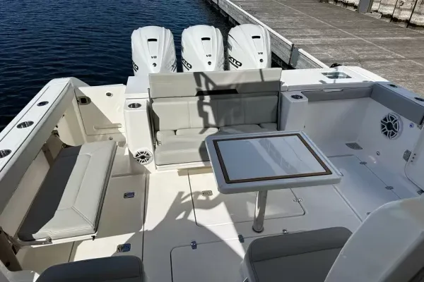 Pursuit OS 405 Offshore 2024-15