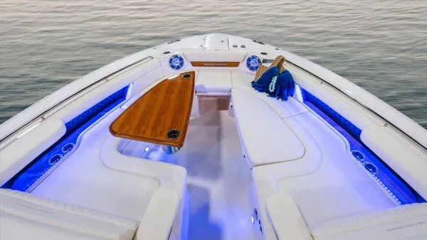 2027 Grady White FREEDOM 415 detail image 14