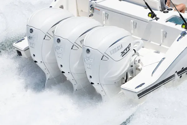2027 Pursuit S 388 detail image 8
