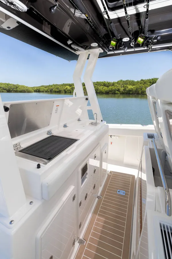 2027 Pursuit S 388 detail image 11