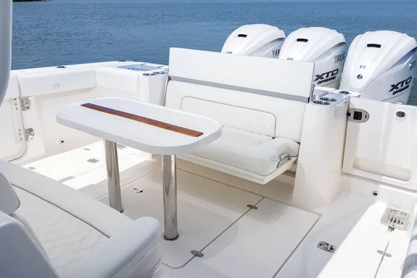 2027 Pursuit S 388 detail image 10