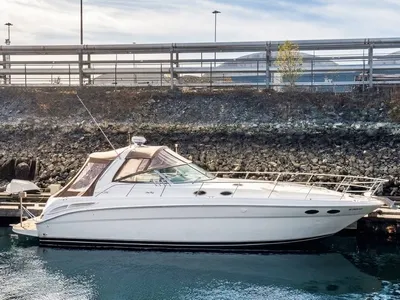 Pre-Owned 2000 Sea ray Sundancer 380 for Sale | Vancouver, BC | M&P Yacht Centre | 63640e094b86ba9ee3014ed6