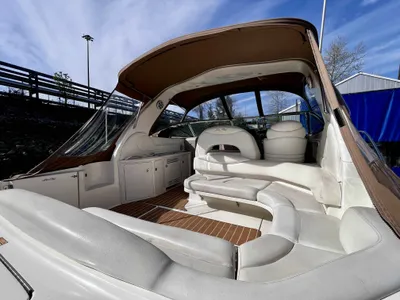 Pre-Owned 2000 Sea ray Sundancer 380 for Sale | Vancouver, BC | M&P Yacht Centre | 63640e094b86ba9ee3014ed6