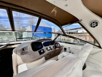 Pre-Owned 2000 Sea ray Sundancer 380 for Sale | Vancouver, BC | M&P Yacht Centre | 63640e094b86ba9ee3014ed6