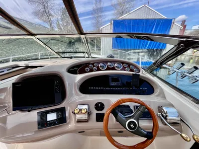 Pre-Owned 2000 Sea ray Sundancer 380 for Sale | Vancouver, BC | M&P Yacht Centre | 63640e094b86ba9ee3014ed6