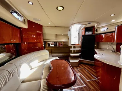 Pre-Owned 2000 Sea ray Sundancer 380 for Sale | Vancouver, BC | M&P Yacht Centre | 63640e094b86ba9ee3014ed6