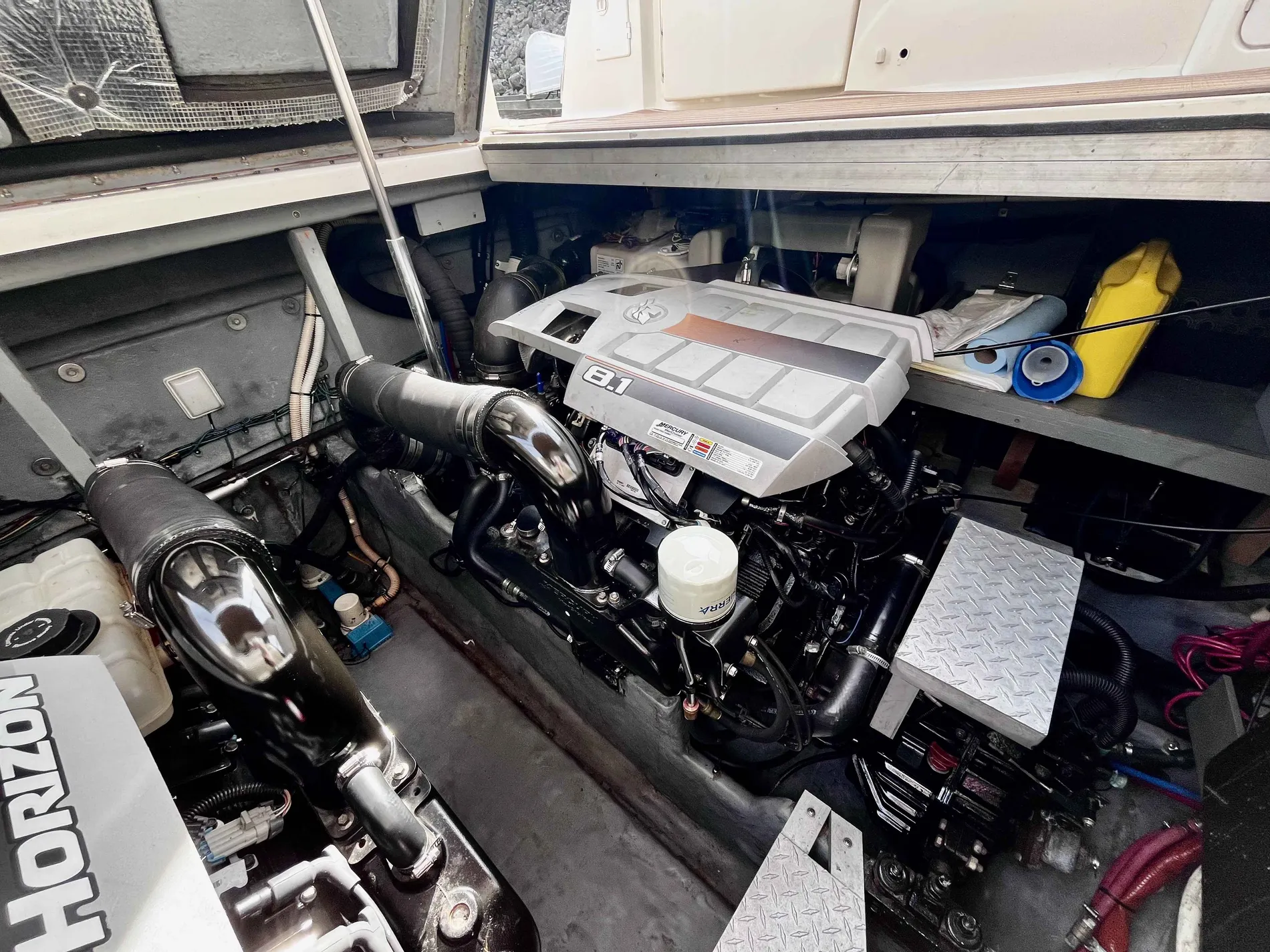 Pre-Owned 2000 Sea ray Sundancer 380 for Sale | Vancouver, BC | M&P Yacht Centre | 63640e094b86ba9ee3014ed6