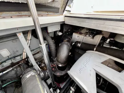 Pre-Owned 2000 Sea ray Sundancer 380 for Sale | Vancouver, BC | M&P Yacht Centre | 63640e094b86ba9ee3014ed6