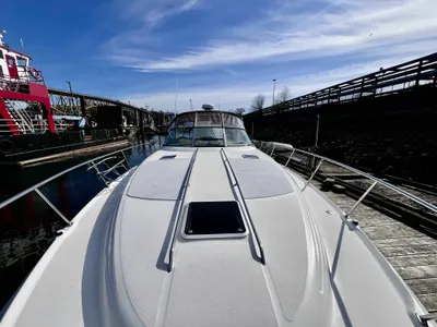 Pre-Owned 2000 Sea ray Sundancer 380 for Sale | Vancouver, BC | M&P Yacht Centre | 63640e094b86ba9ee3014ed6