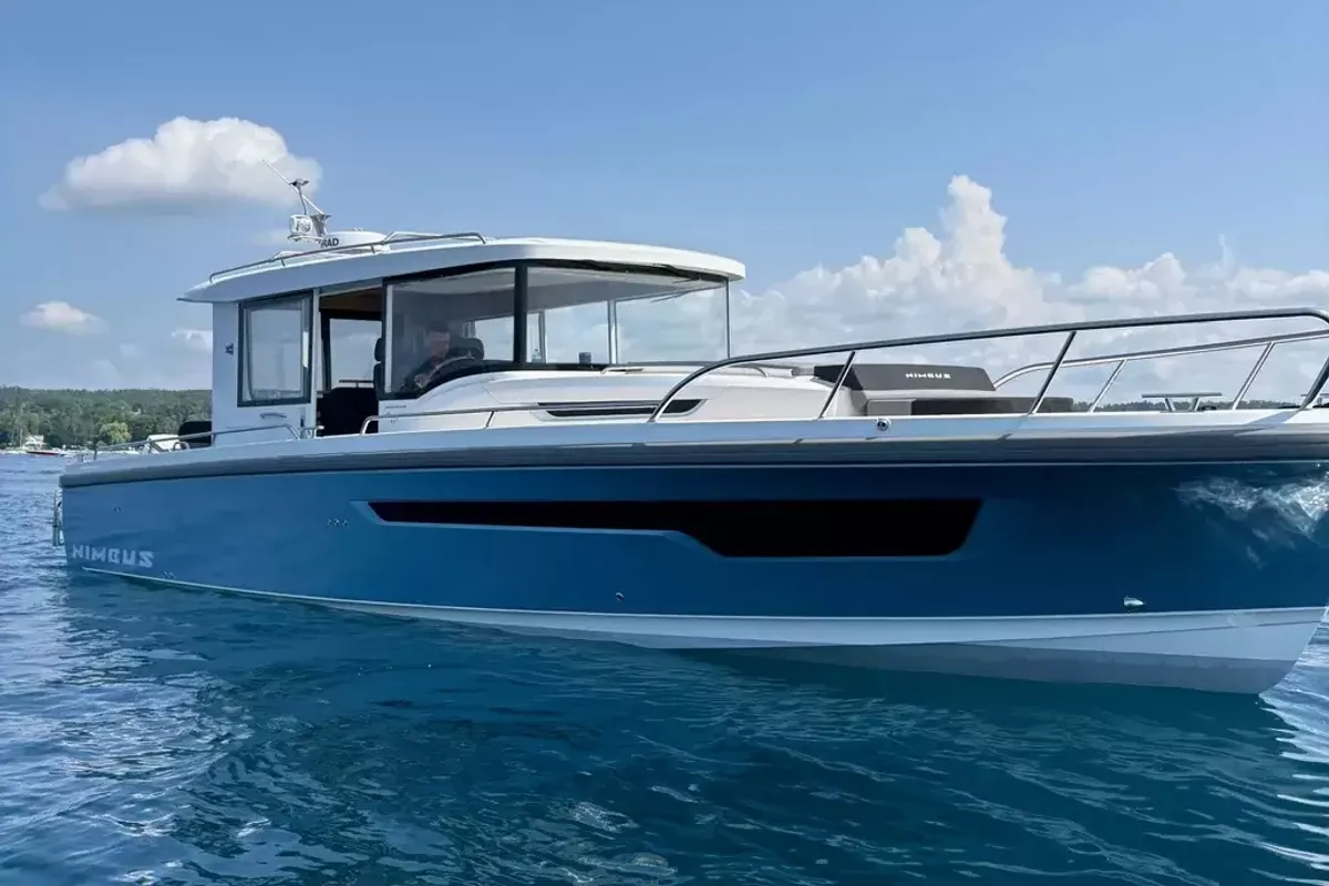 dummy-boat-img