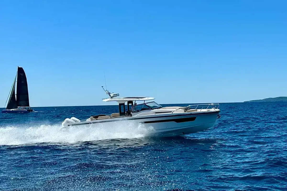 dummy-boat-img