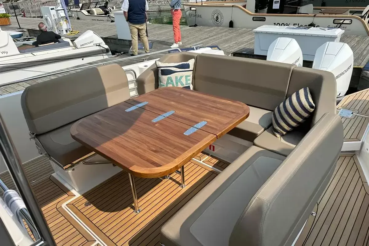 dummy-boat-img