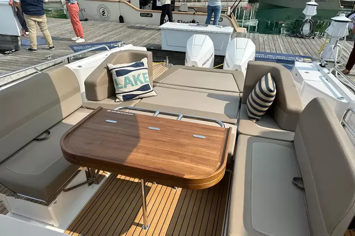 dummy-boat-img