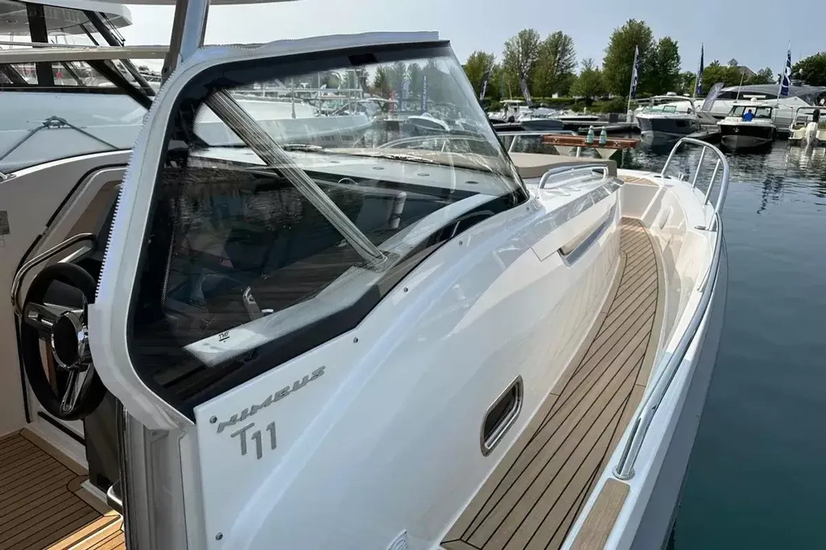 dummy-boat-img