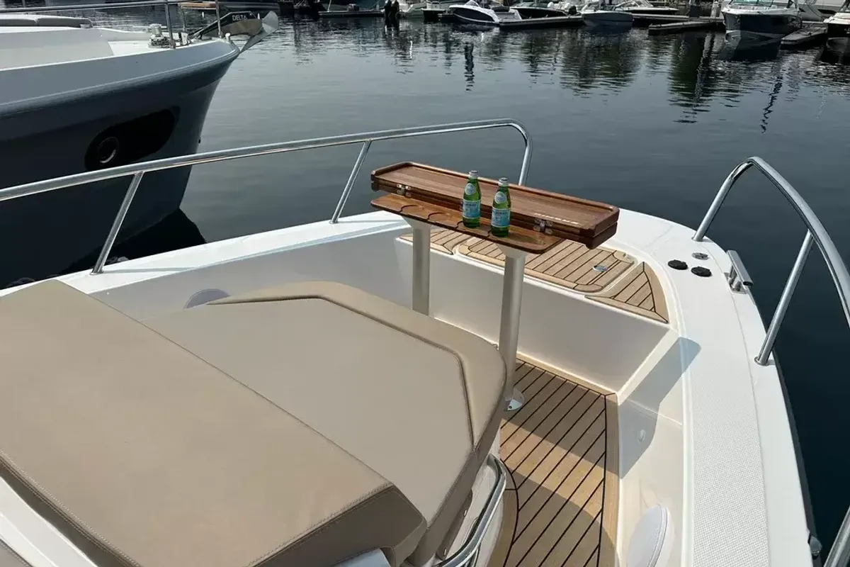dummy-boat-img
