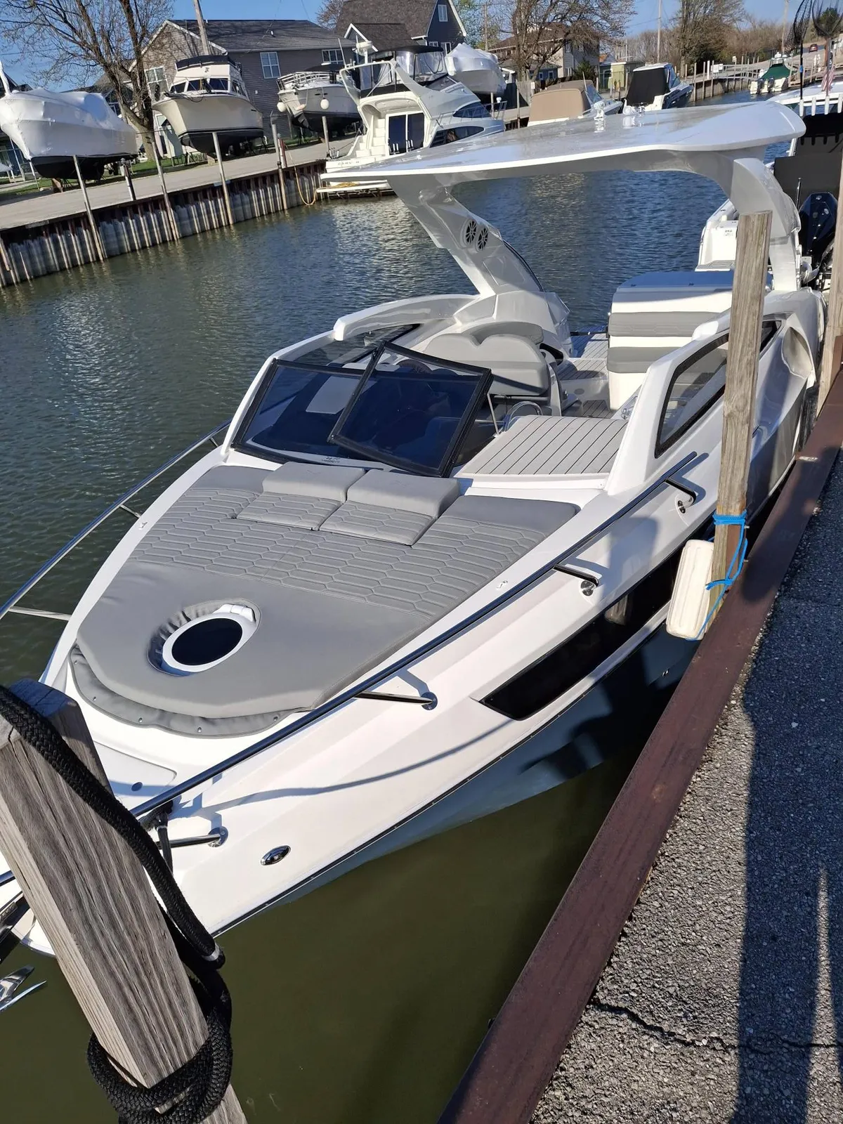 dummy-boat-img