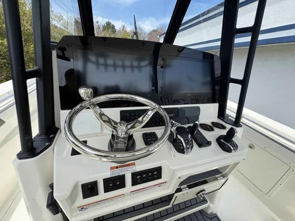 2026 Cobia 305 CC detail image 8