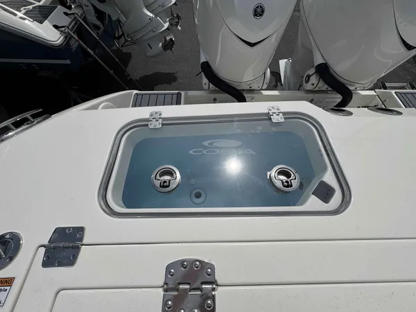2026 Cobia 305 CC detail image 19