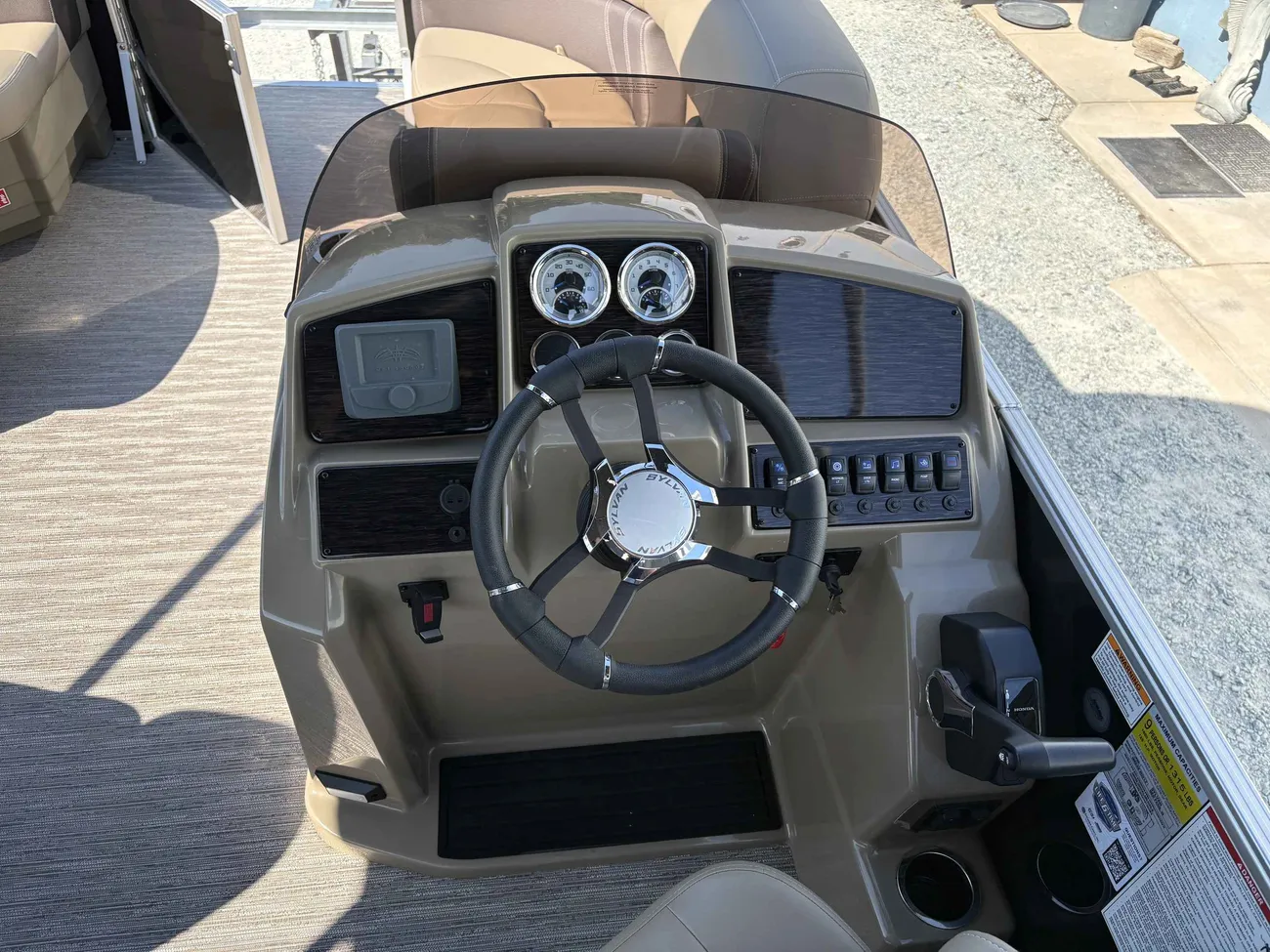 2026 Sylvan Mirage 8520 LZ-9