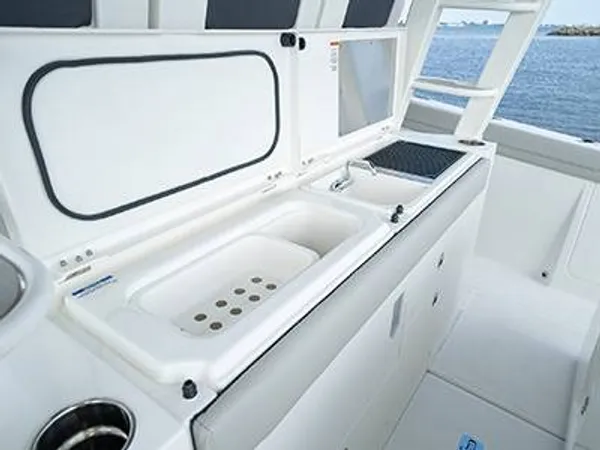 2027 Pursuit S 428 detail image 7