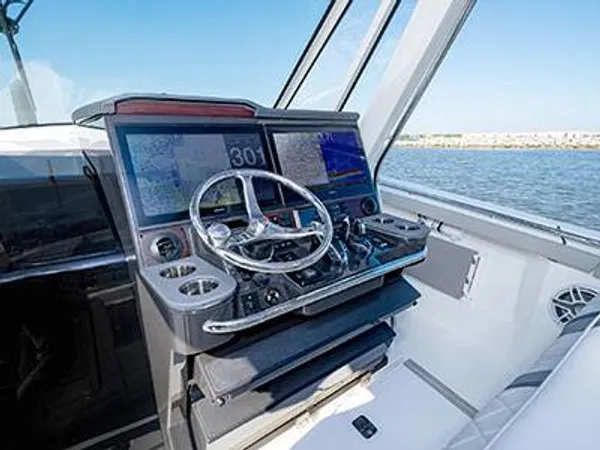 2027 Pursuit S 428 detail image 13