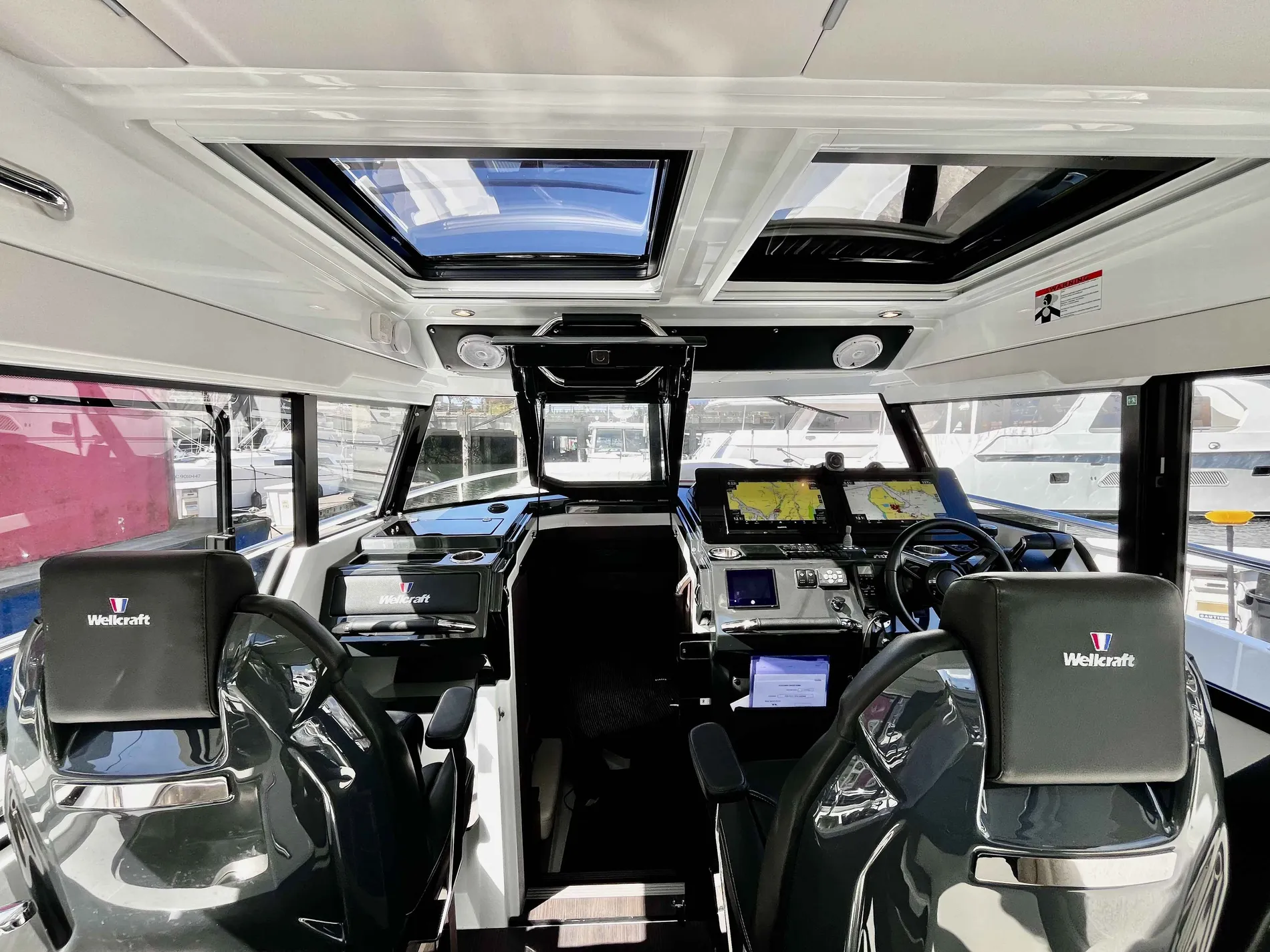 Pre-Owned 2025 Wellcraft 38 Explorer for Sale | Vancouver, BC | M&P Yacht Centre | 67842e24b0cd942f1801e2e6
