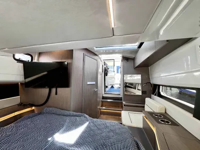 Pre-Owned 2025 Wellcraft 38 Explorer for Sale | Vancouver, BC | M&P Yacht Centre | 67842e24b0cd942f1801e2e6