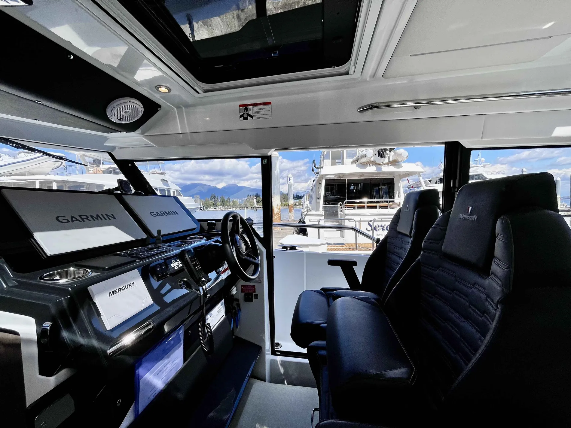 Pre-Owned 2025 Wellcraft 38 Explorer for Sale | Vancouver, BC | M&P Yacht Centre | 67842e24b0cd942f1801e2e6