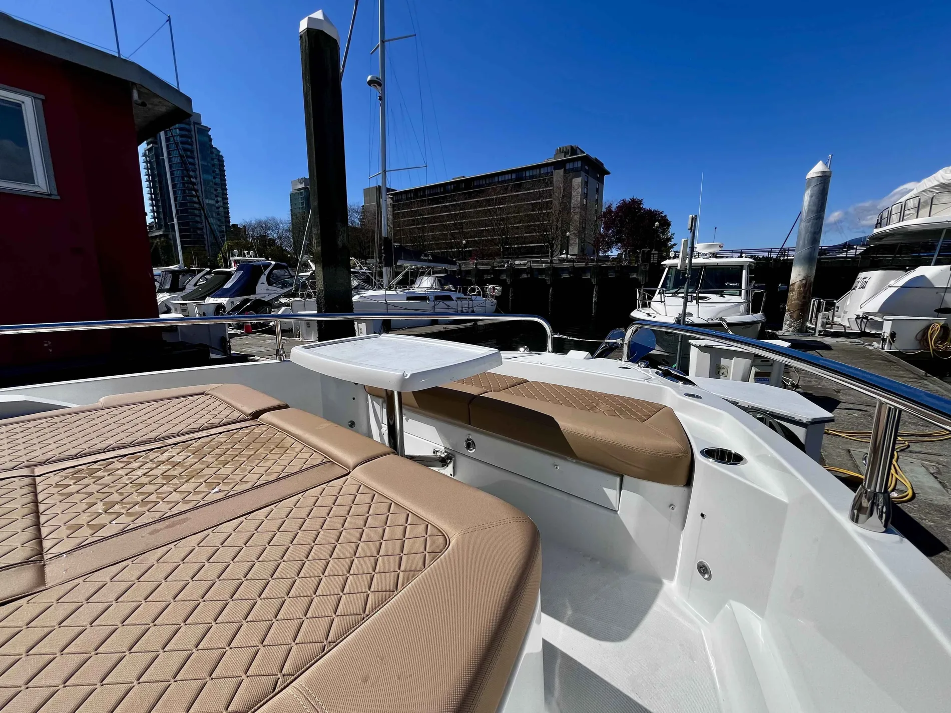 Pre-Owned 2025 Wellcraft 38 Explorer for Sale | Vancouver, BC | M&P Yacht Centre | 67842e24b0cd942f1801e2e6