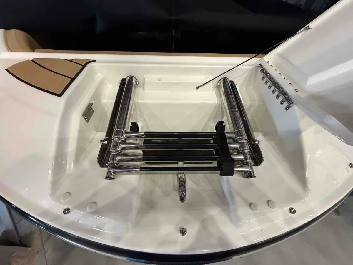 2026 Sea Ray 250 SDS-8