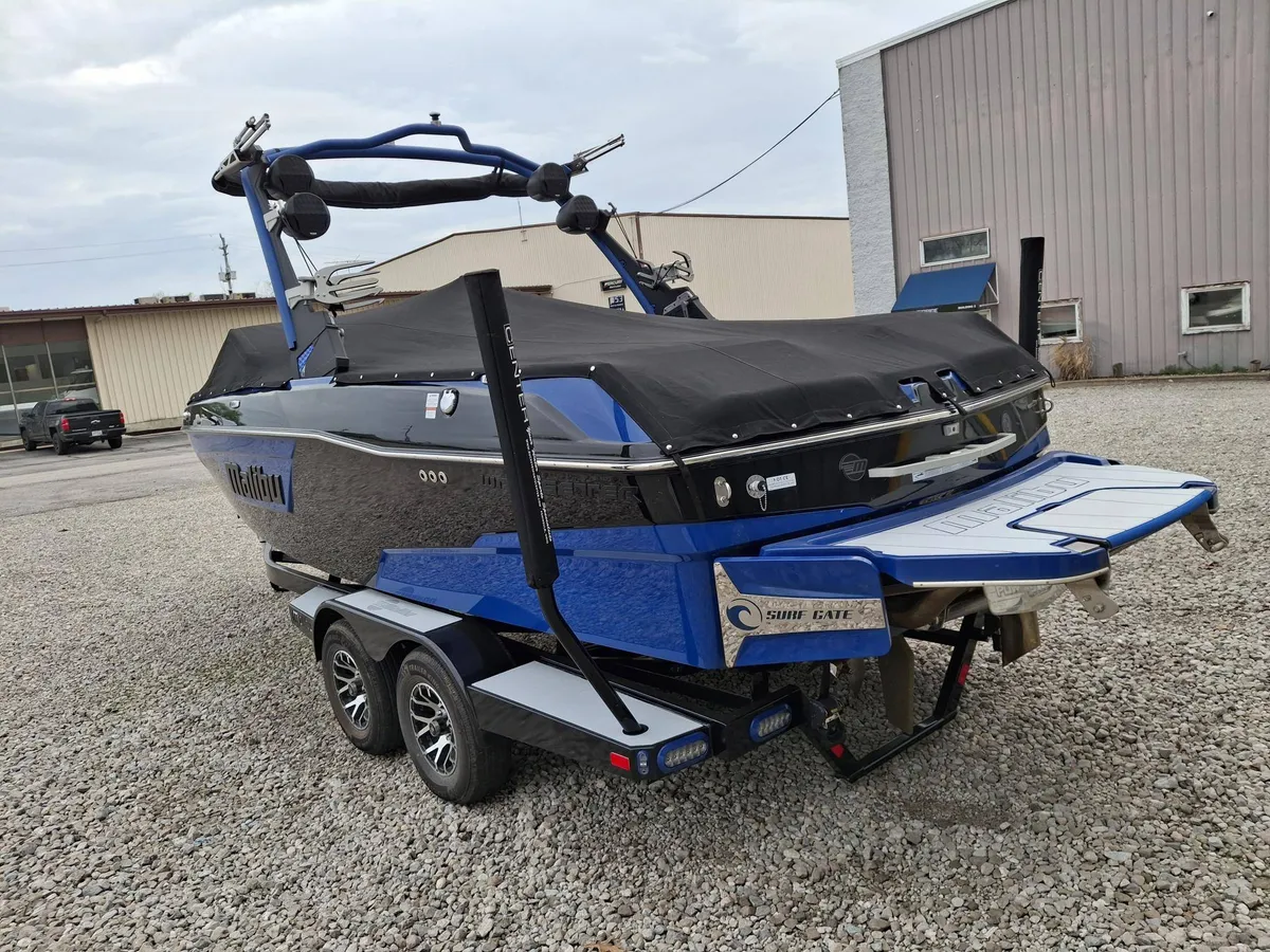 dummy-boat-img