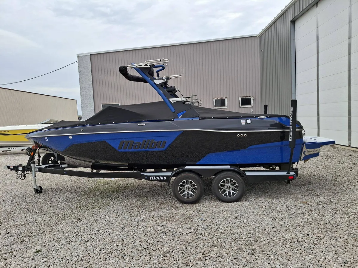 dummy-boat-img