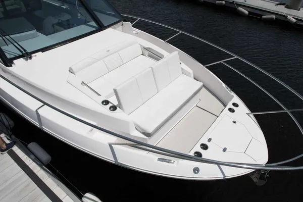 2026 Regal 36 XO detail image 27