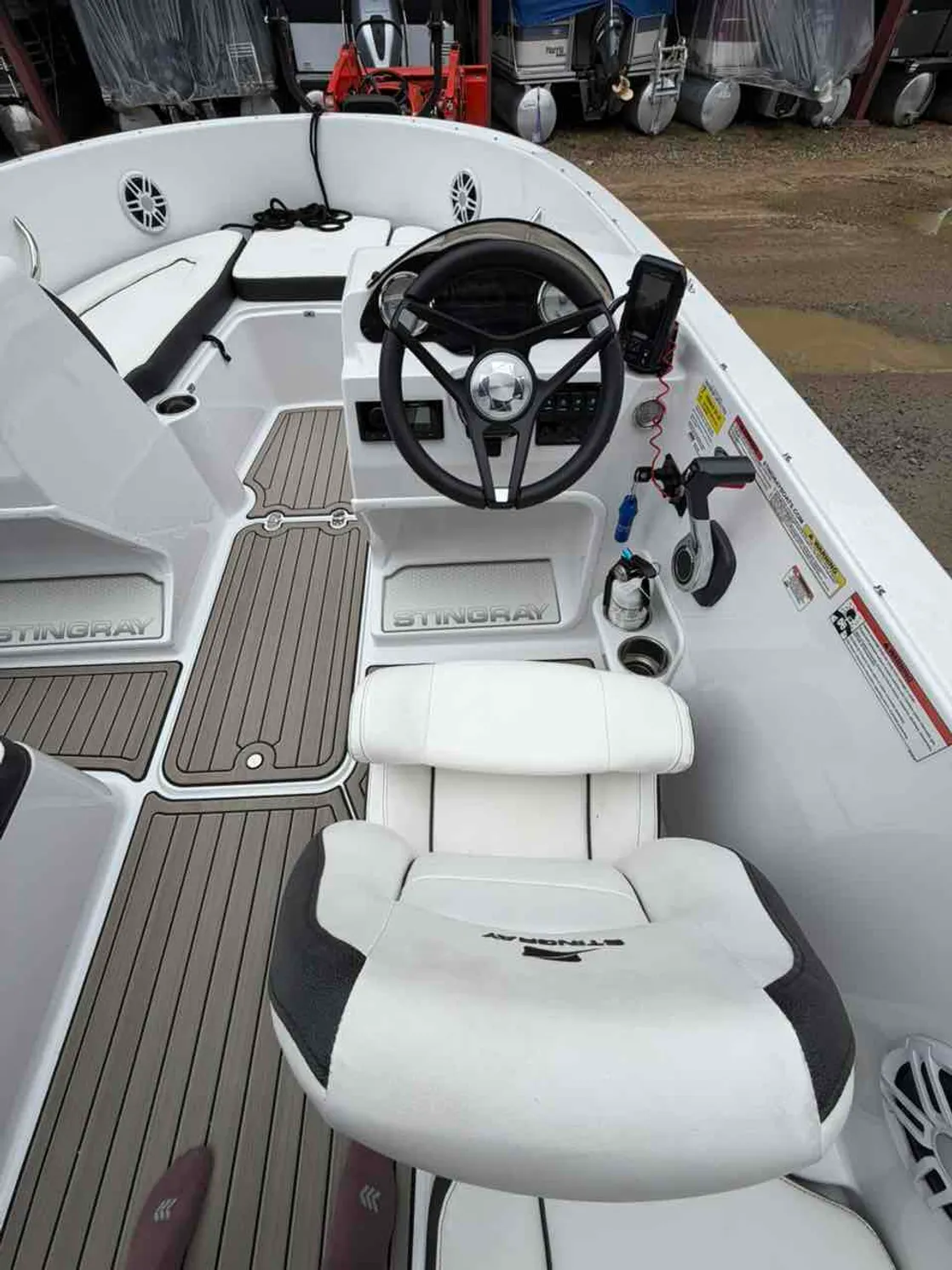 dummy-boat-img