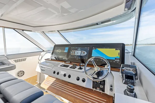 2027 Regal LX43 ULTIMATE detail image 24