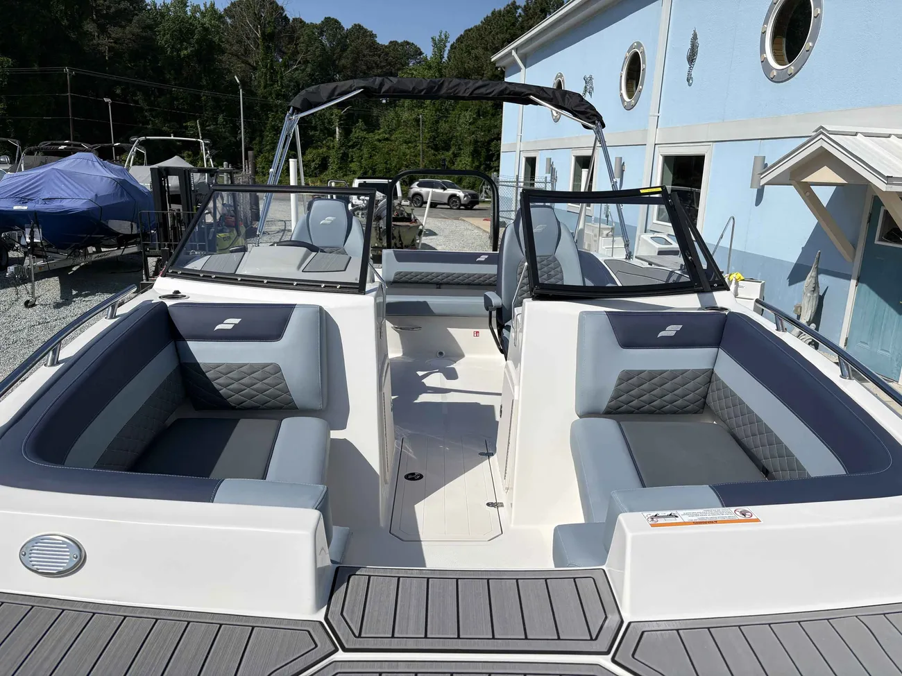 2026 Starcraft SVX 210 OB-4