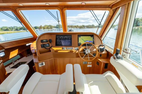 2022 Sabre 48 SALON EXPRESS detail image 15