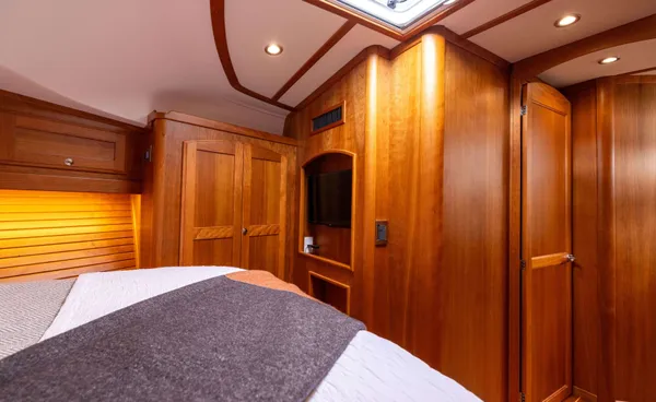 2022 Sabre 48 SALON EXPRESS detail image 32
