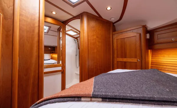 2022 Sabre 48 SALON EXPRESS detail image 33