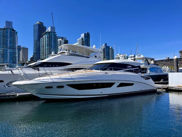 2015  Sea Ray 470 Sundancer