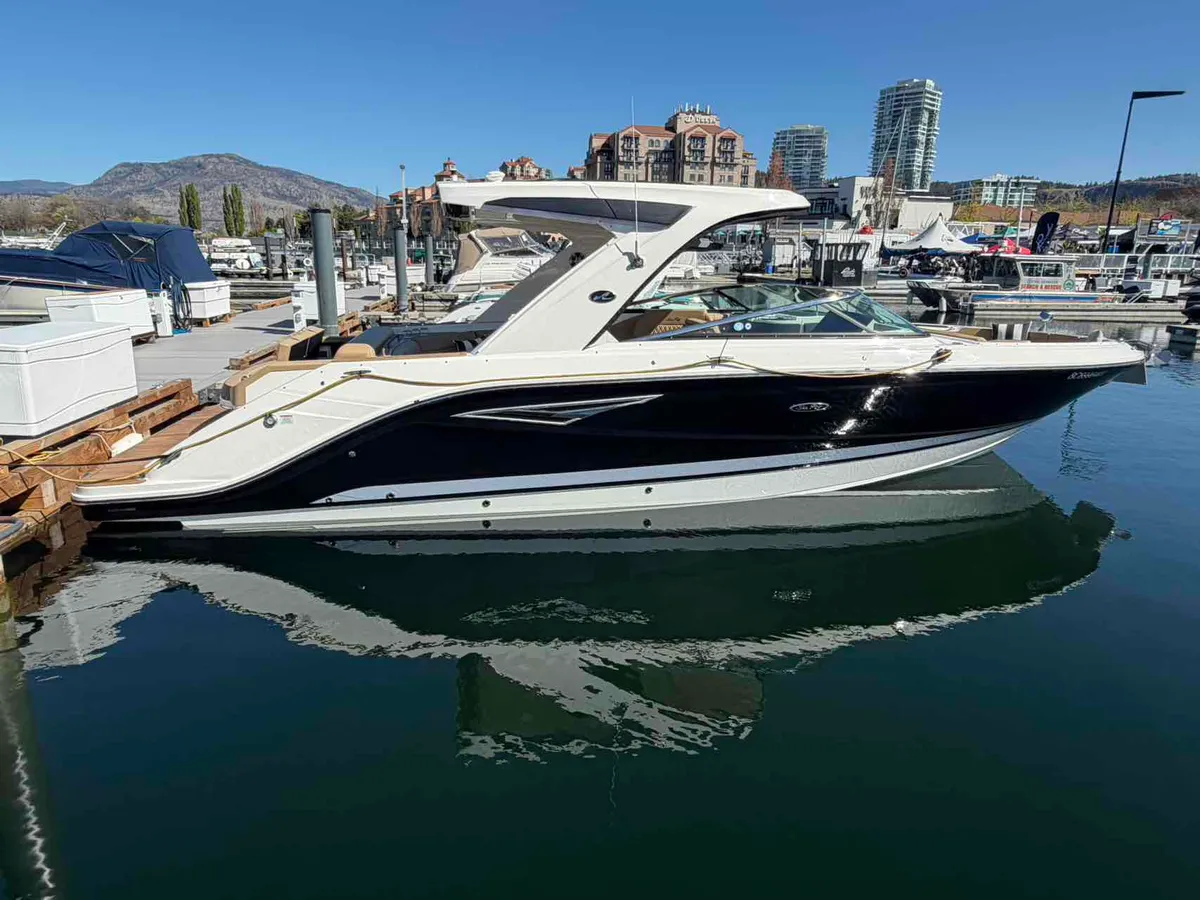 2024 Sea Ray SLX 310-3
