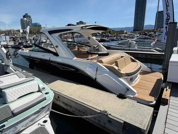 2024 Sea Ray SLX 310-31