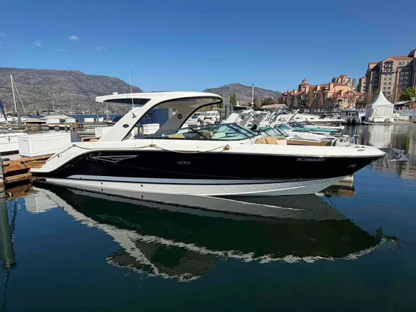 2024 Sea Ray SLX 310-2