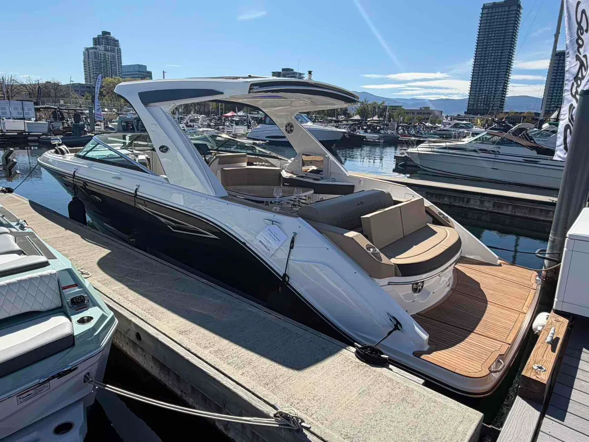 2024 Sea Ray SLX 310-33