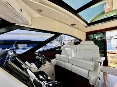 Pre-Owned 2015 Sea ray 470 Sundancer for Sale | Vancouver, BC | M&P Yacht Centre | 69effbcb3127753a4002e465