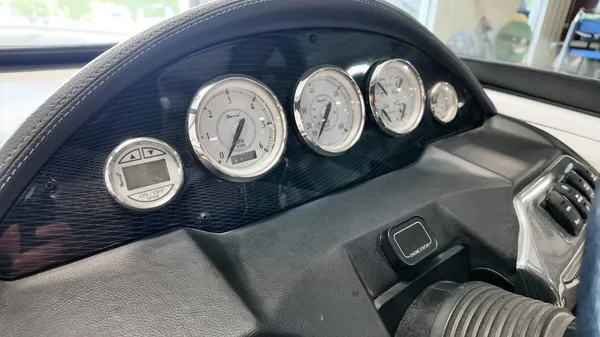 2016 Regal 2100-42
