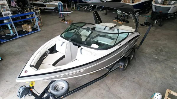 2016 Regal 2100-25