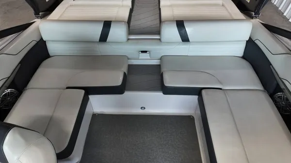 2016 Regal 2100-57