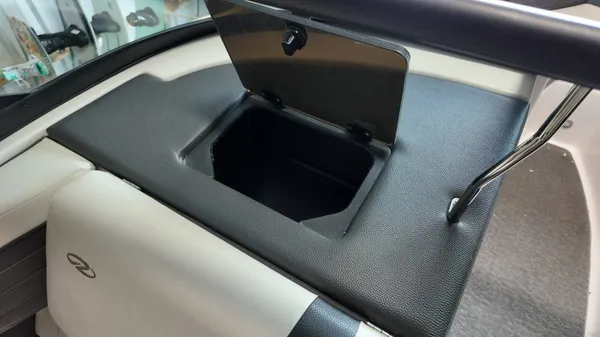 2016 Regal 2100-50