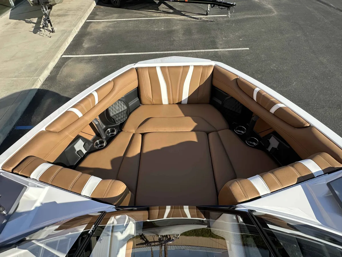 2026 Malibu 22LSV-8